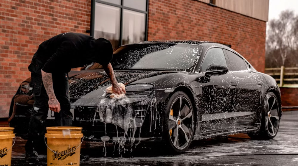 Easier Routine Glass Cleaning